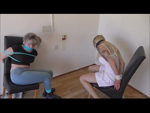 ❤️ Priklausomas / surištas ir sučiauptas / nelaimės ištikta mergina ️❌ Porno prie porno lt.pornpk.ru ﹏